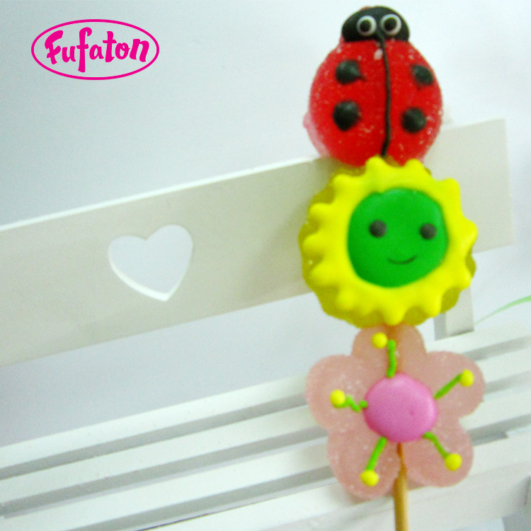 Summer flowers and bugs shaped jelly candy kebab